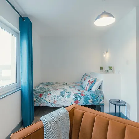 Torpoint Pod - Free Parking Apartment Exterior photo