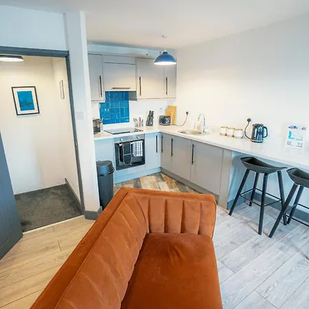 Torpoint Pod - Free Parking Apartment Exterior photo
