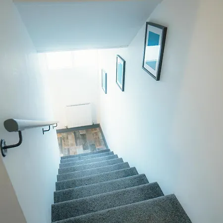 Torpoint Pod - Free Parking Apartment Exterior photo