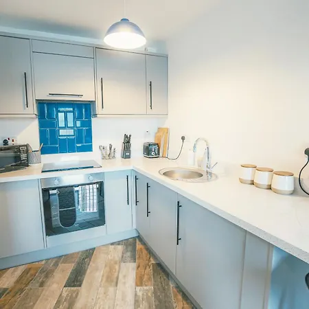 Torpoint Pod - Free Parking Apartment Exterior photo